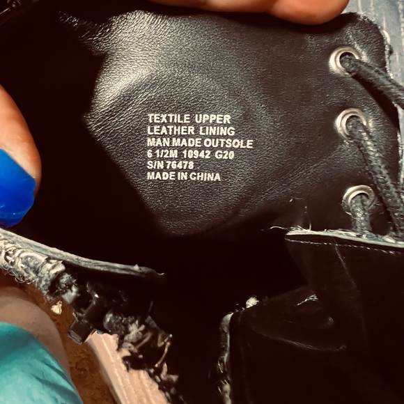 Tory Burch Miller notched sole ankle boot size 6.5 new without box - Picture 9 of 10